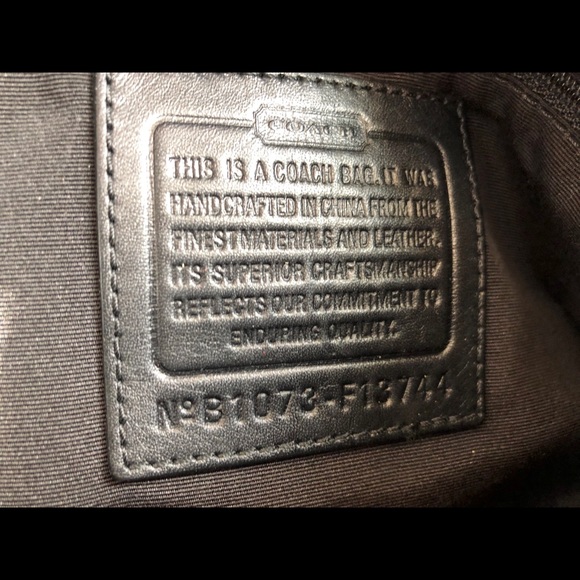 Coach purse - Picture 6 of 7